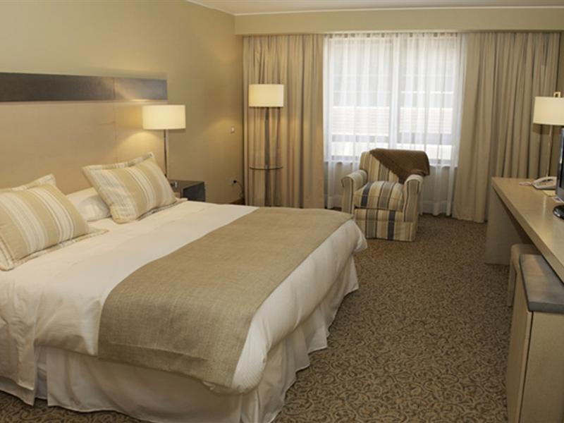 Radisson Hotel Puerto Varas Room photo A room at the hotel